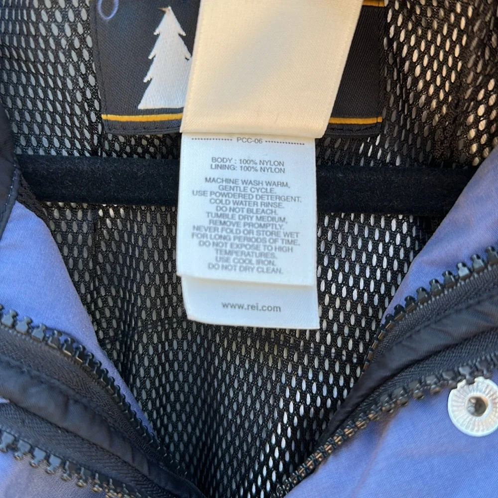 REI Lilac and Gray Rain Jacket with Water-Resistant Fabric and Hood - Picture 4 of 10